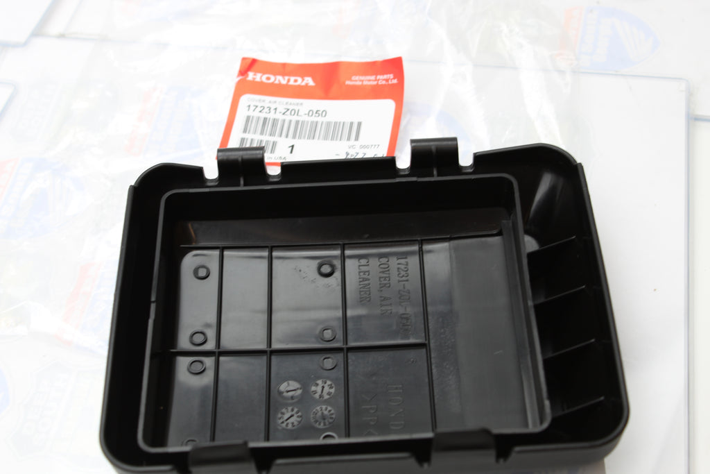 Honda 17231-Z0L-050 Air Filter Cleaner Cover