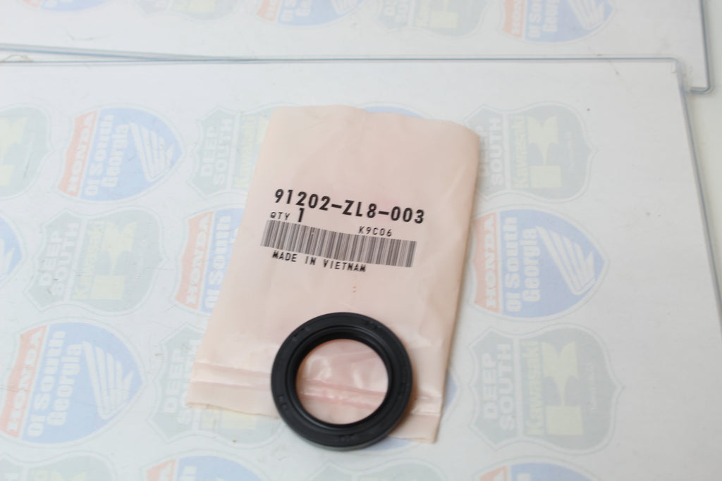 Honda 91202-ZL8-003 Oil Seal