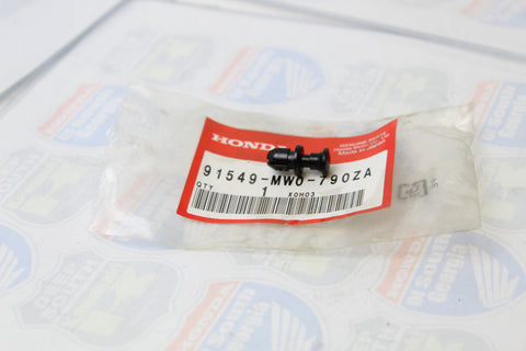 91549-MW0-790ZA Clip